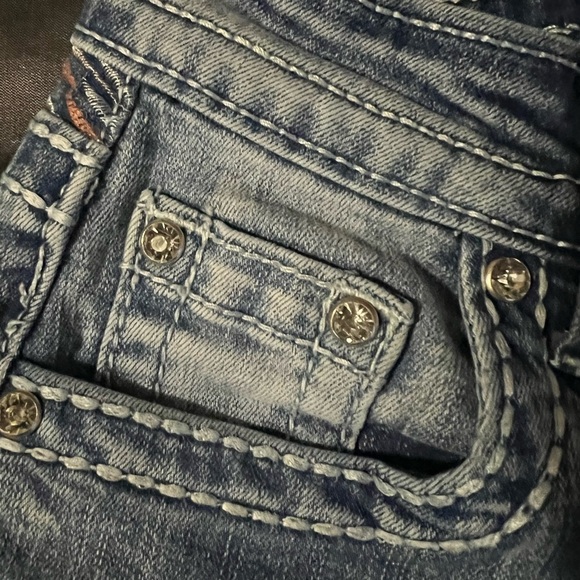 Embellished Blue Denim Jeans - Picture 10 of 12